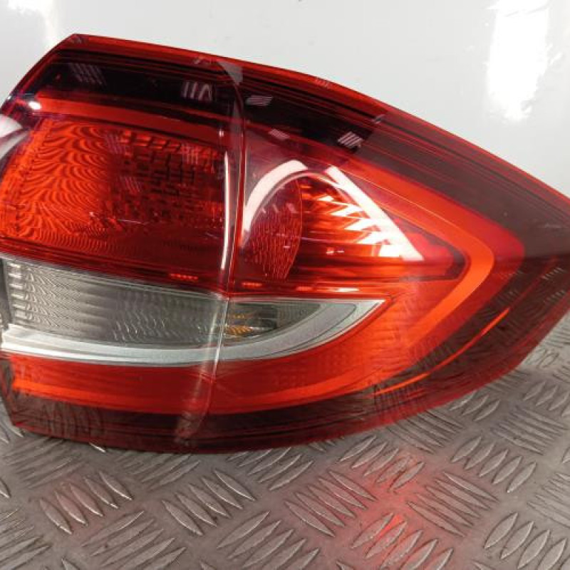 Feu arriere principal droit (feux) FORD C-MAX 2