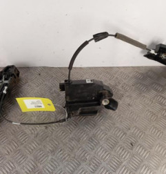 Serrure avant gauche PEUGEOT 308 2 Photo n°1