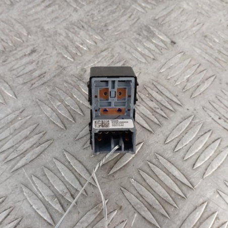 Interrupteur de leve vitre avant droit HYUNDAI I 20 3