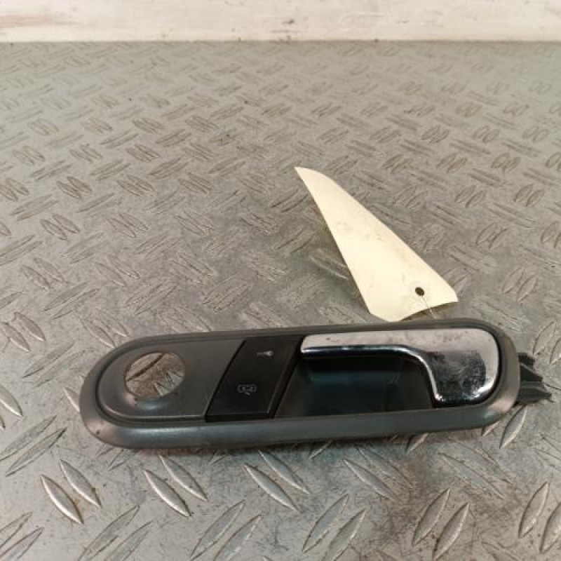 Poignee interieur avant gauche SEAT CORDOBA 2