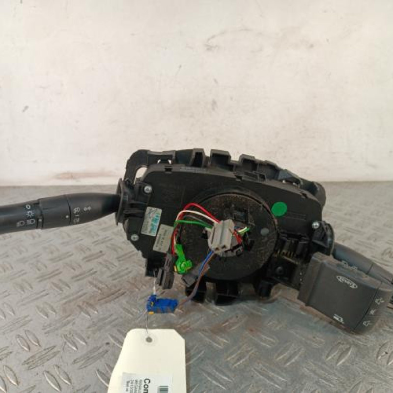 Com (Bloc Contacteur Tournant+Commodo Essuie Glace+Commodo Phare) RENAULT MEGANE 2