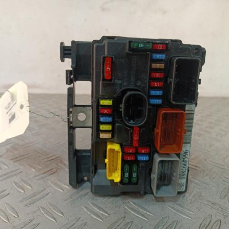 Boitier servitude moteur (BSM) PEUGEOT 207