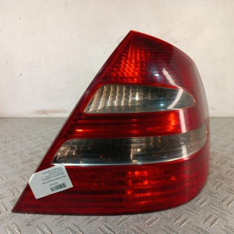 Feu arriere principal droit (feux) MERCEDES CLASSE E 211