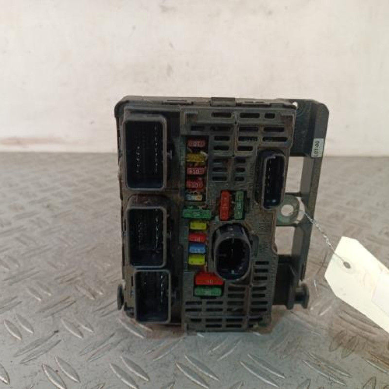Boitier servitude moteur (BSM) PEUGEOT 407