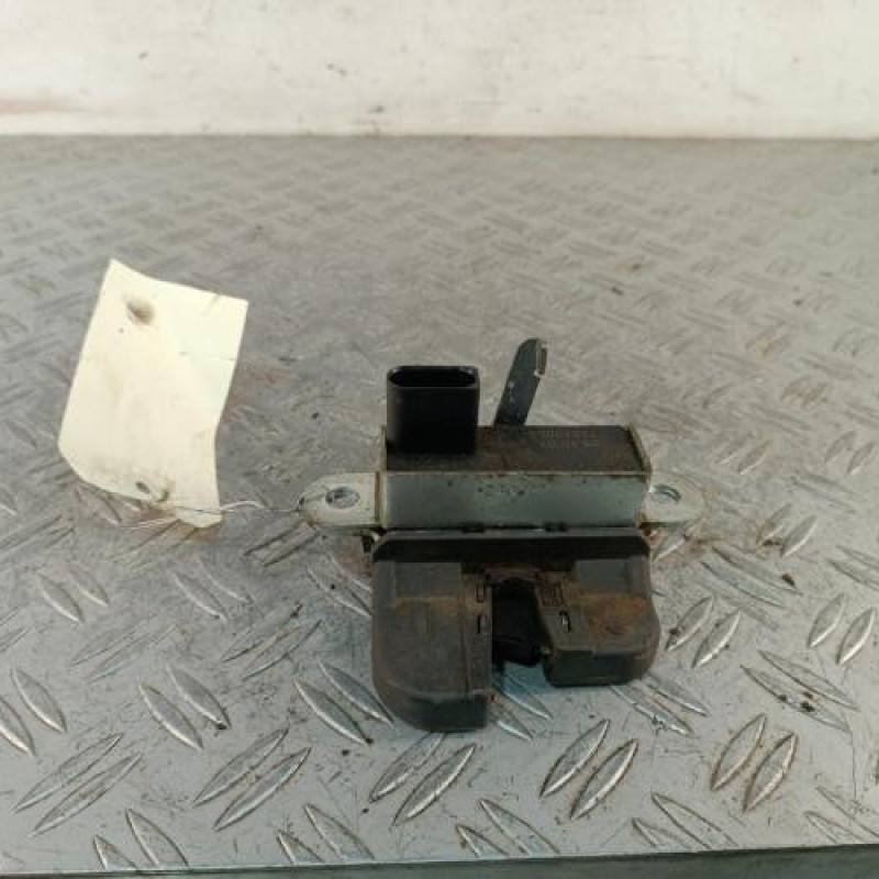 Serrure de hayon VOLKSWAGEN TOURAN 1