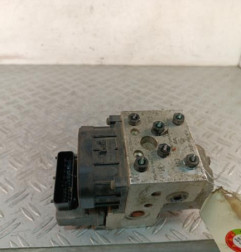 Bloc ABS (freins anti-blocage) RENAULT CLIO 2 Photo n°1