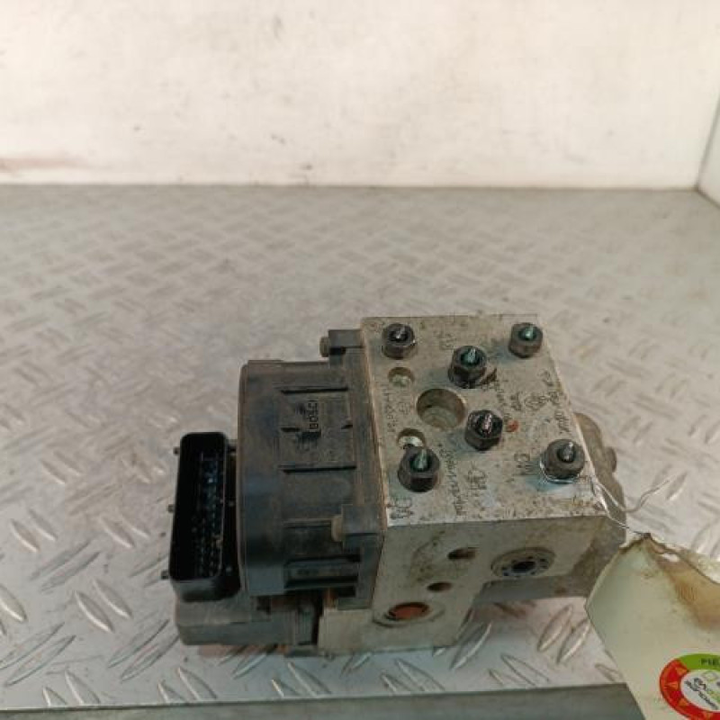 Bloc ABS (freins anti-blocage) RENAULT CLIO 2