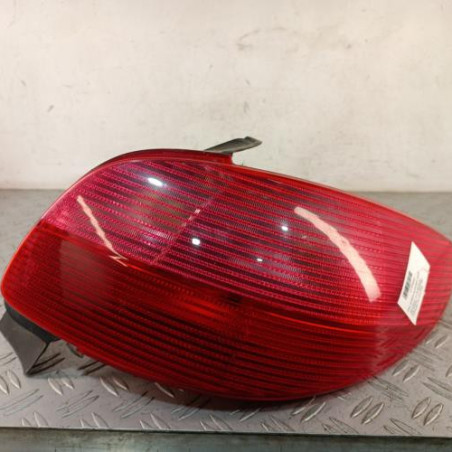 Feu arriere principal droit (feux) PEUGEOT 206 Photo n°1