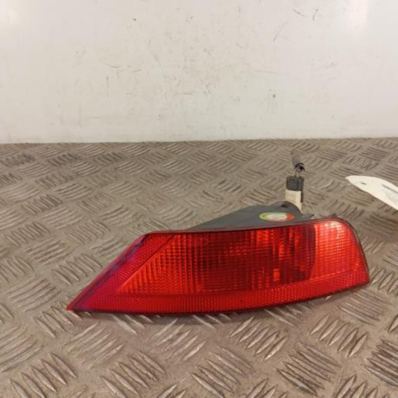 Feu de pare choc arriere gauche FORD KUGA 2