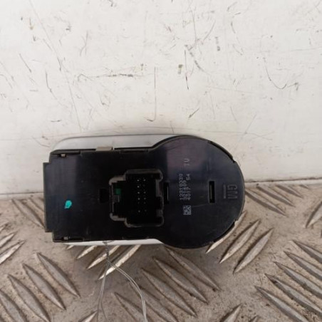 Commodo phare OPEL CORSA D