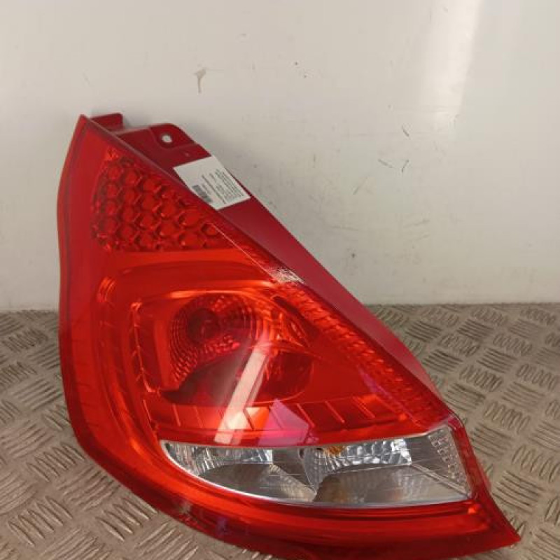 Feu arriere principal gauche (feux) FORD FIESTA 6