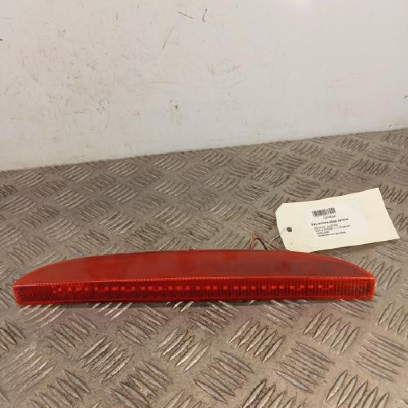 Feu arriere stop central RENAULT CLIO 2