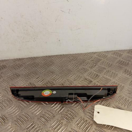 Feu arriere stop central RENAULT CLIO 2