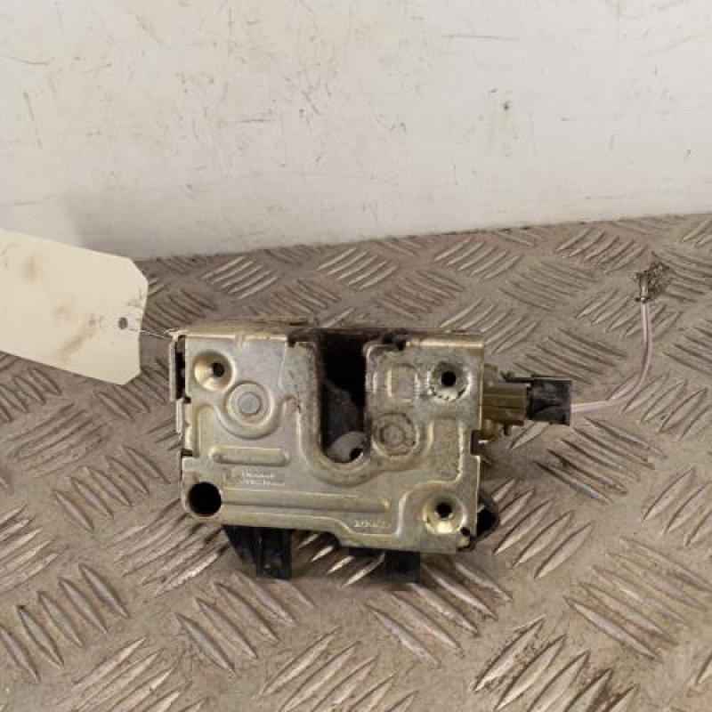 Serrure avant gauche RENAULT CLIO 2