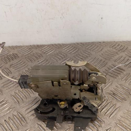 Serrure avant gauche RENAULT CLIO 2