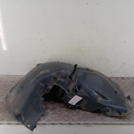 Pare boue avant droit RENAULT SCENIC 2