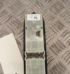 Interrupteur de leve vitre avant gauche NISSAN QASHQAI 1