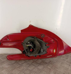 Feu arriere principal droit (feux) PEUGEOT 208 1 Photo n°3