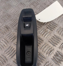 Interrupteur de leve vitre avant droit PEUGEOT 208 1 Photo n°1