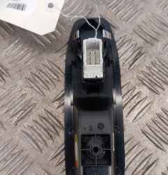 Interrupteur de leve vitre avant droit PEUGEOT 208 1