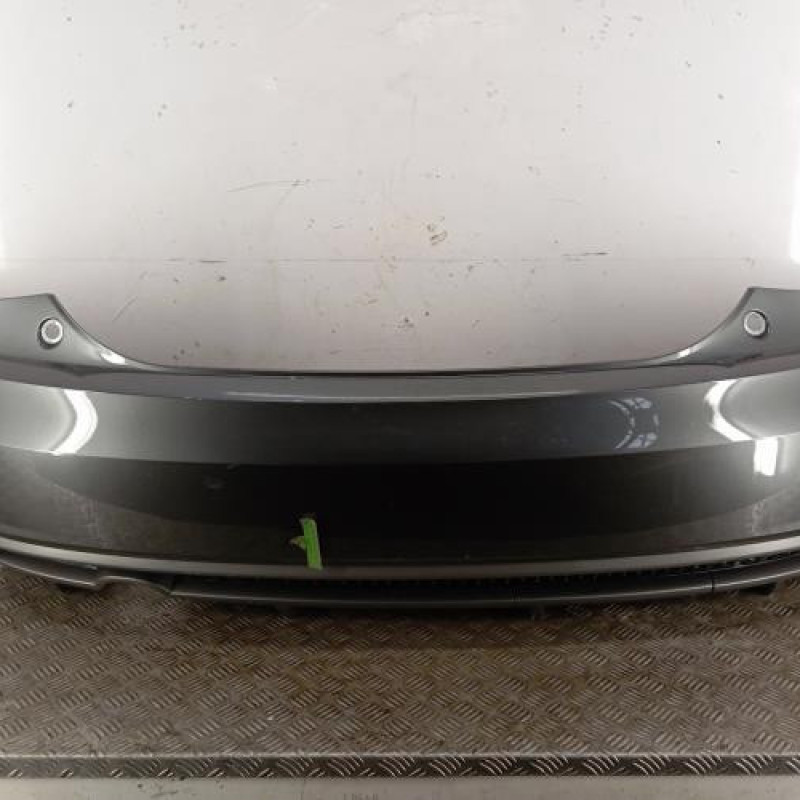 Pare choc arriere AUDI A1 1