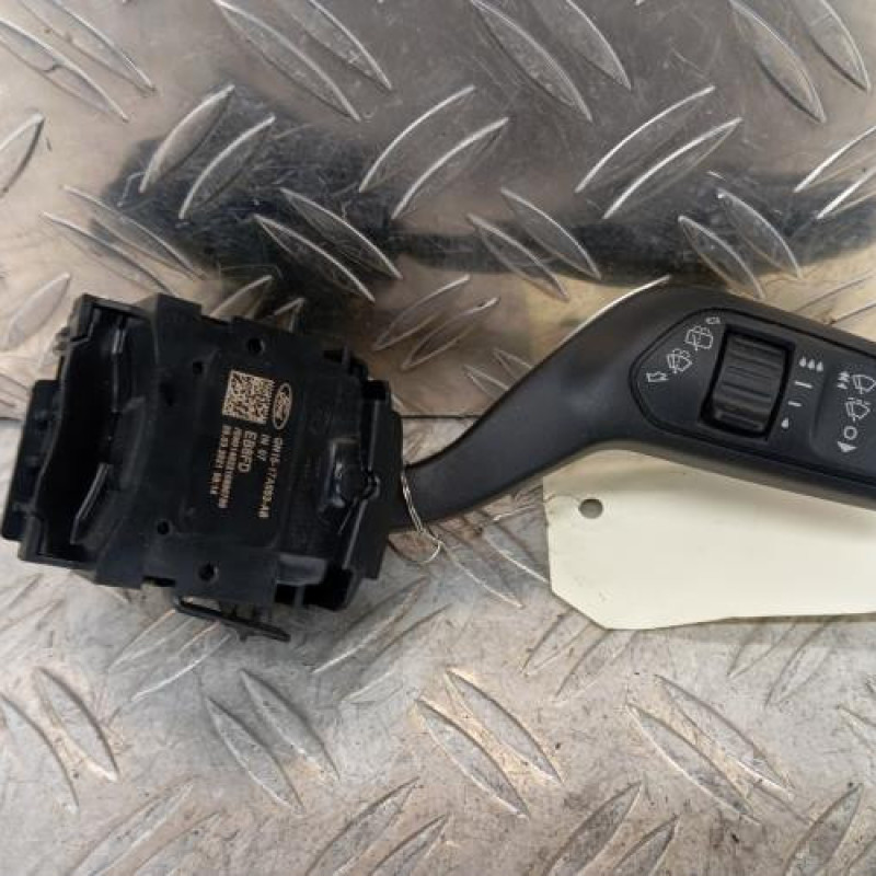 Commodo d'essuie glaces FORD FIESTA 7