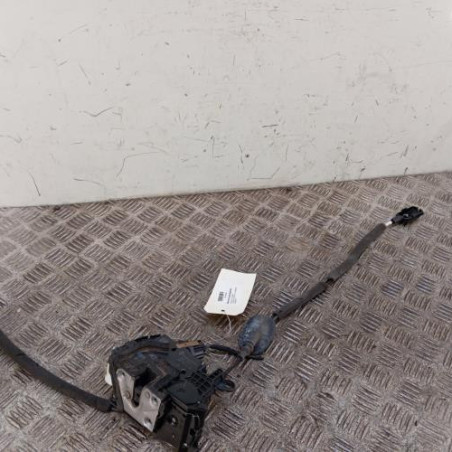 Serrure avant gauche RENAULT TWINGO 3 Photo n°1