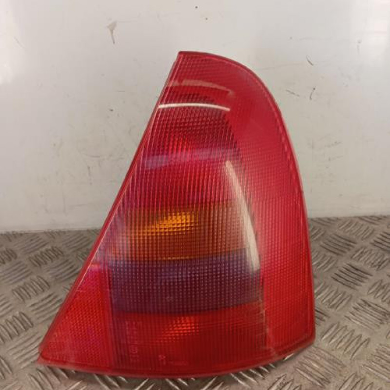 Feu arriere principal droit (feux) RENAULT CLIO 2