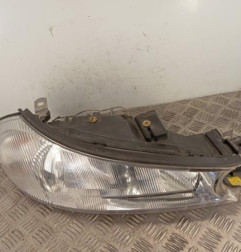 Optique avant principal droit (feux)(phare) FORD MONDEO 1
