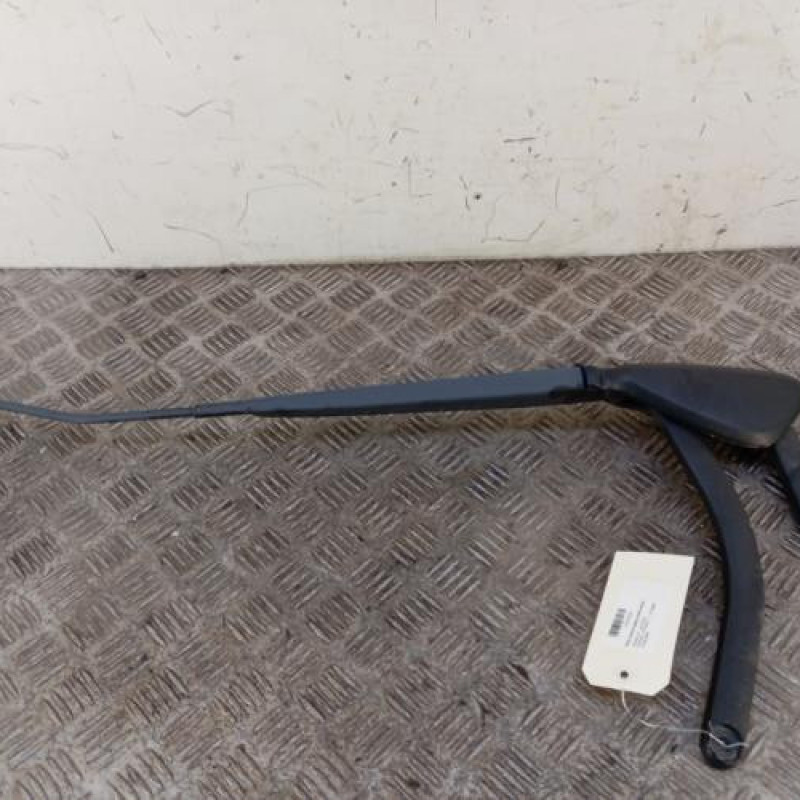 Bras essuie glace avant droit RENAULT SCENIC 2