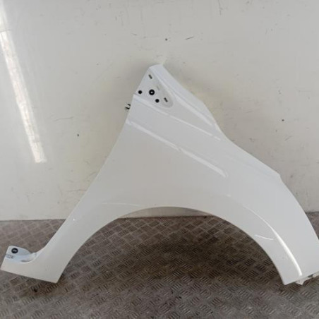Aile avant droit RENAULT CLIO 4 Photo n°1