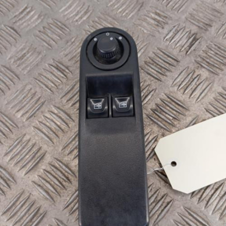 Interrupteur de leve vitre avant gauche RENAULT CLIO 4 Photo n°1