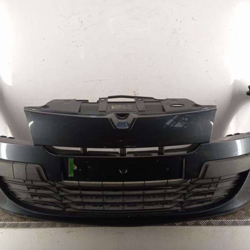 Pare choc avant RENAULT MEGANE 3