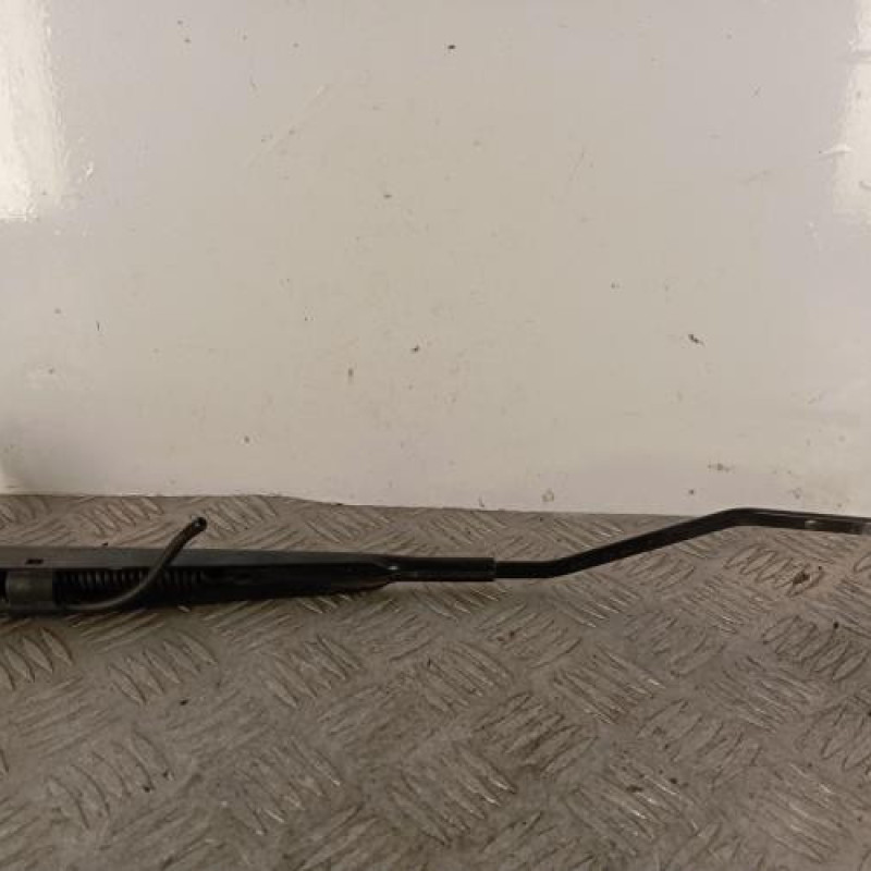 Bras essuie glace avant gauche CITROEN C4 CACTUS