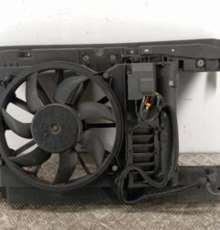 Face avant PEUGEOT 5008 1 Photo n°1