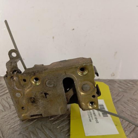 Serrure avant droit PEUGEOT 106