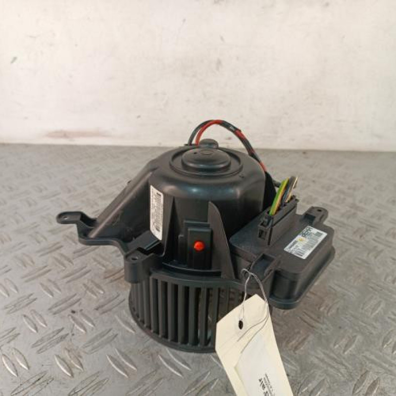 Pulseur d'air PEUGEOT 5008 1