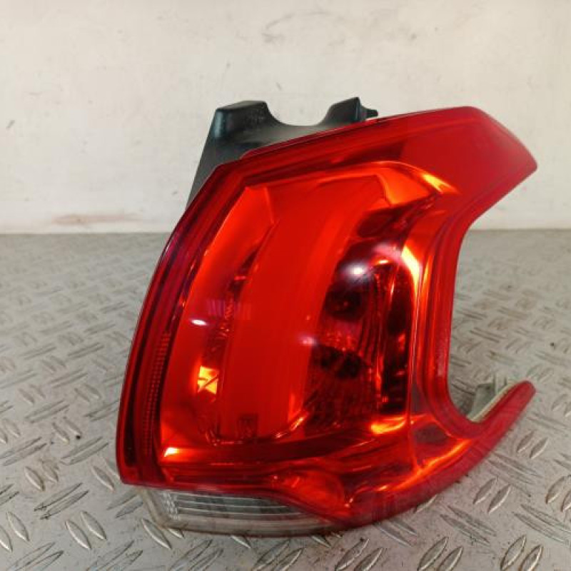 Feu arriere principal droit (feux) PEUGEOT 2008 1