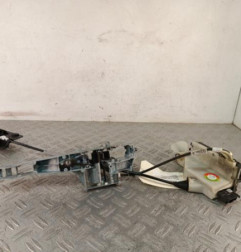 Serrure avant gauche PEUGEOT 2008 1