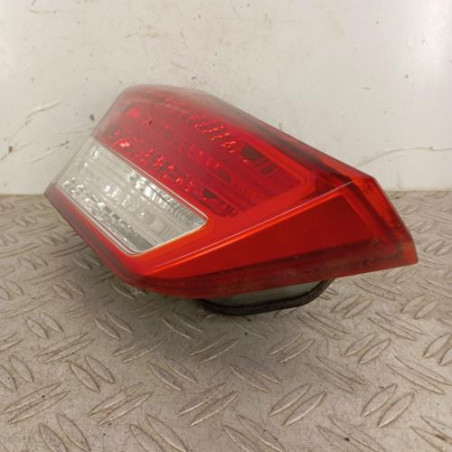 Feu arriere secondaire gauche (feux) HYUNDAI IX 20