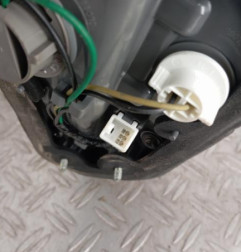 Feu arriere secondaire gauche (feux) HYUNDAI IX 20 Photo n°4