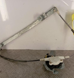 Leve vitre electrique avant droit RENAULT MEGANE 1 Photo n°1