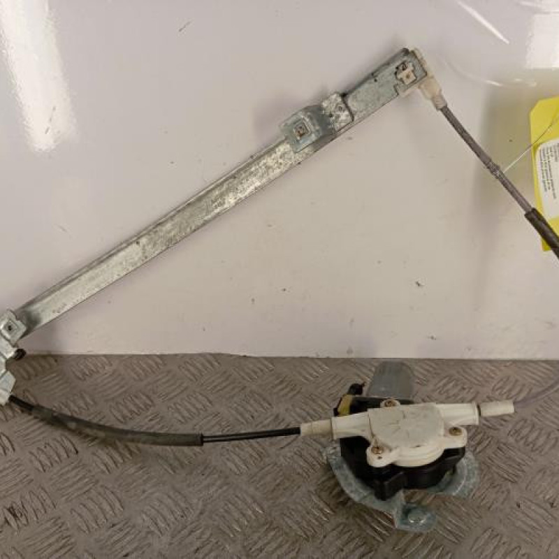 Leve vitre electrique avant droit RENAULT MEGANE 1