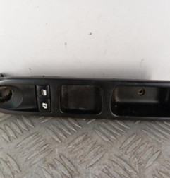 Interrupteur de leve vitre avant gauche PEUGEOT 207 Photo n°1