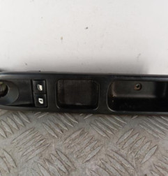 Interrupteur de leve vitre avant gauche PEUGEOT 207