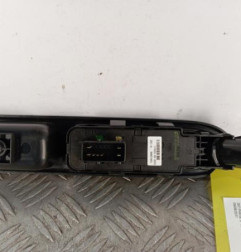 Interrupteur de leve vitre avant gauche PEUGEOT 207 Photo n°3