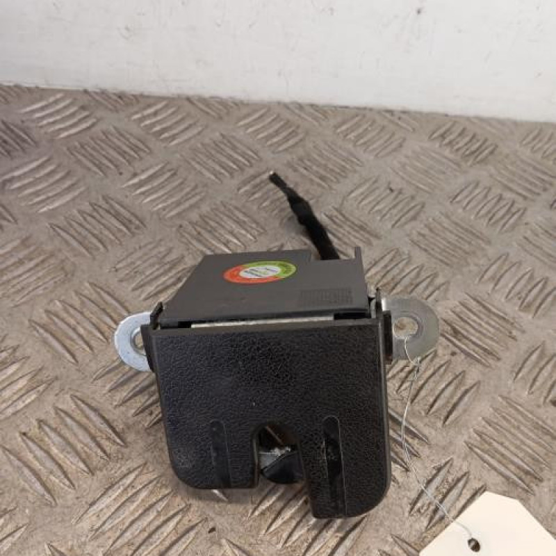 Serrure de hayon VOLKSWAGEN GOLF 6