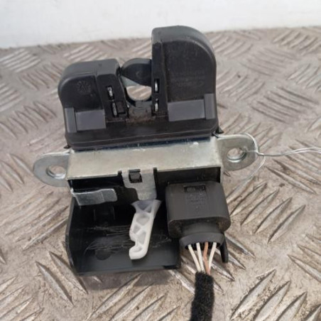 Serrure de hayon VOLKSWAGEN GOLF 6