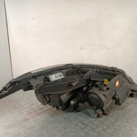 Optique avant principal gauche (feux)(phare) PEUGEOT 2008 1