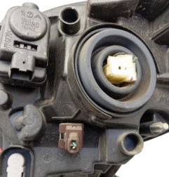 Optique avant principal droit (feux)(phare) PEUGEOT 107 Photo n°4